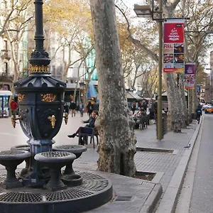 Royal Ramblas Otel