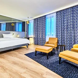 Otel Radisson Blu Hotel, Centre ****