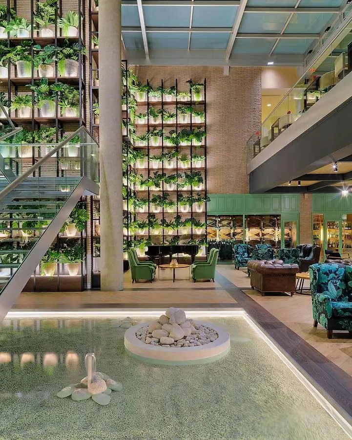 H10 Marina Barcelona Hotel 4*,