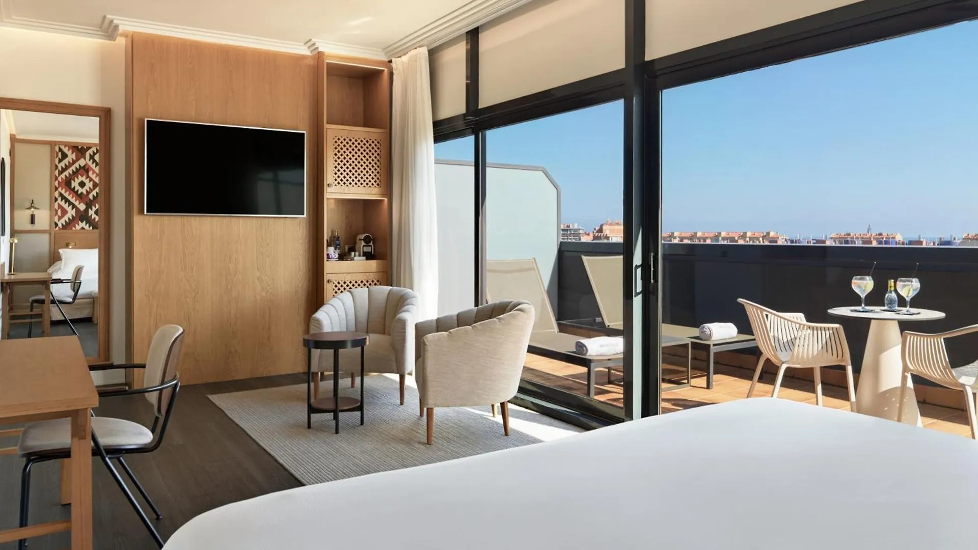 H10 Marina Barcelona Otel