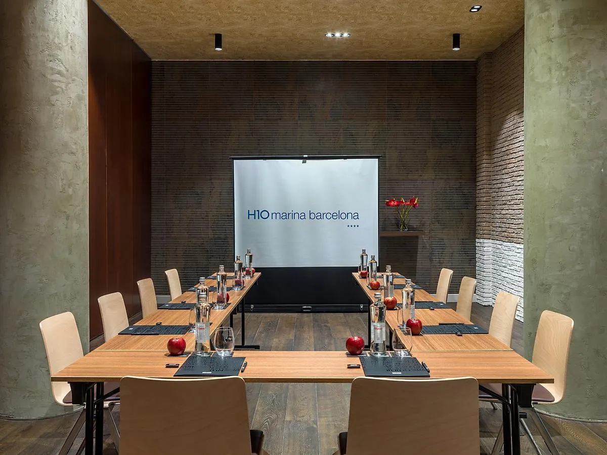 H10 Marina Barcelona Hotell